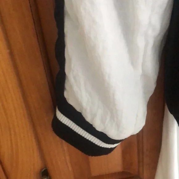 Embroidered baseball style jacket. White/black w/ gorgeous floral embroidery - Picture 8 of 13